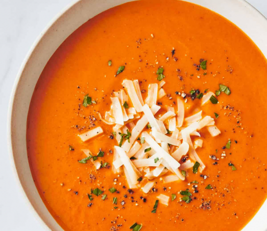 Simple Homemade Tomato Soup Recipe