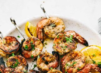 THEE BEST Grilled Shrimp