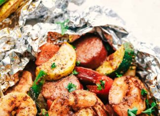 Cajun Shrimp and Sausage Vegetable Foil Packets
