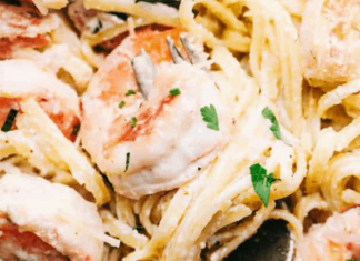Creamy Garlic Shrimp Alfredo Pasta