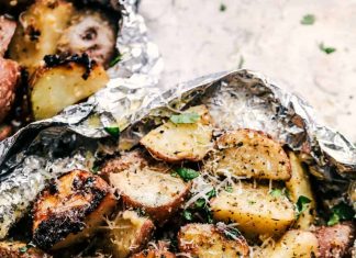 Parmesan Garlic Potato Foil Packets