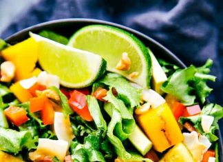 Grilled Mango and Pineapple Salad
