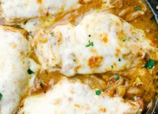 Skillet French Onion Chicken | The Recipe Critic
