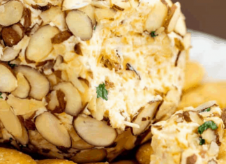 Smoky Bacon Cheddar Cheese Ball