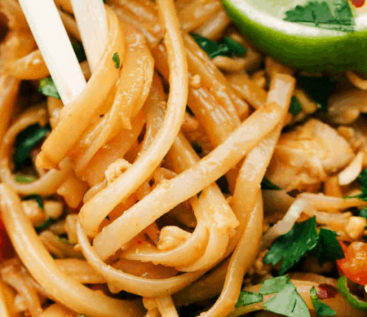 Easiest Pad Thai Recipe | The Recipe Critic