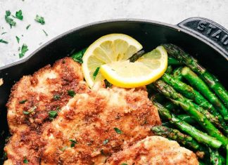 Crispy Garlic Chicken with Asparagus