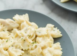 Instant Pot Chicken Alfredo Pasta
